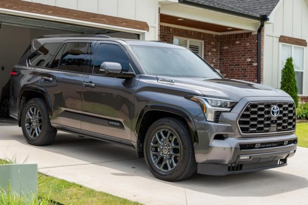 2023 Toyota Sequoia Platinum 4×4