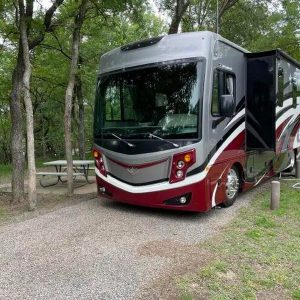 2017 Fleetwood PACE ARROW 33D