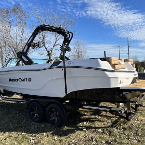 2024 Mastercraft XT25