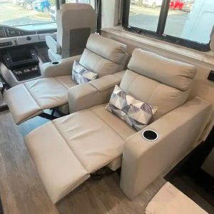 2024 Fleetwood FLAIR 28A