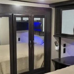 2018 Grand Design MOMENTUM M-CLASS 381M