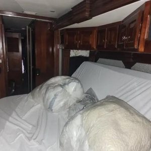 2017 Fleetwood Discovery Lxe 40E