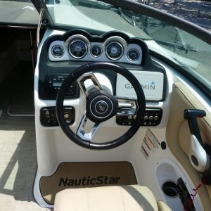 2020 Nautic Star 243 DC