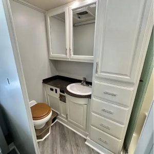 2018 Fleetwood BOUNDER 35K