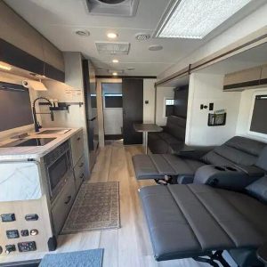 2025 Forest River SUNSEEKER 2400T