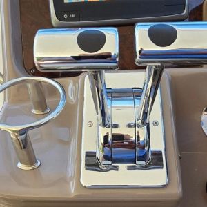 2003 Regal Commodore 4260