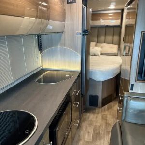 2018 Winnebago VIA 25P