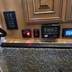 2019 Thor Motor Coach Miramar 37 1