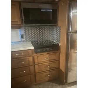2019 Winnebago FORZA 34T