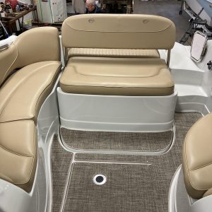 2018 Crownline 286 SC 32 hours