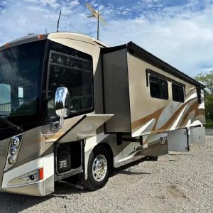 2011 Winnebago ELLIPSE 42QD