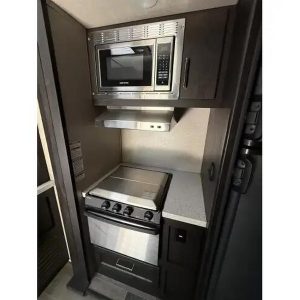 2018 Keystone IMPACT 3216