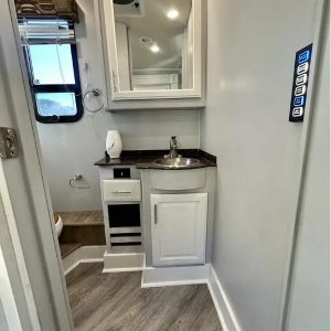 2018 Fleetwood BOUNDER 35K