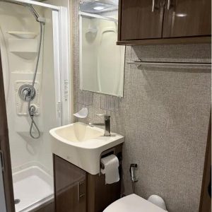 2018 Winnebago VIA 25P