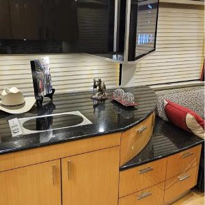2008 Prevost XLII 45
