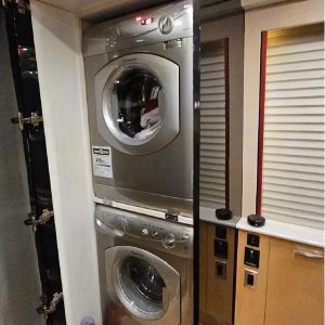 2008 Prevost XLII 45