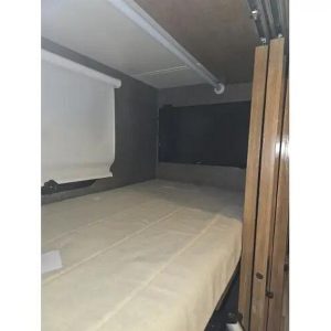 2019 Thor Motor Coach Miramar 37 1