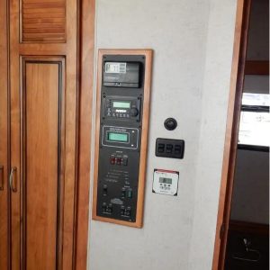 2013 Holiday Rambler Endeavor 43PDQ