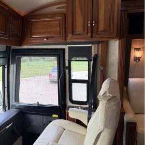 2011 Winnebago ELLIPSE 42QD