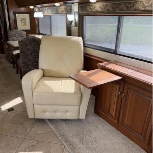 2011 Winnebago ELLIPSE 42QD