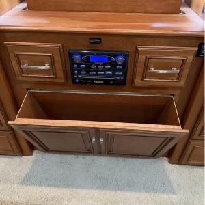 2011 Winnebago ELLIPSE 42QD