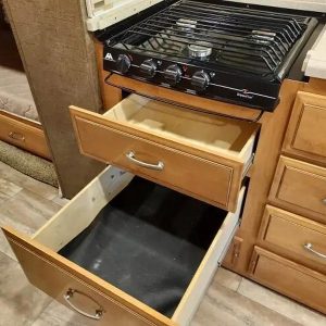 2017 Thor Motor Coach PALAZZO 33 3