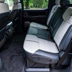 2022 Ford F-150 Lightning Platinum